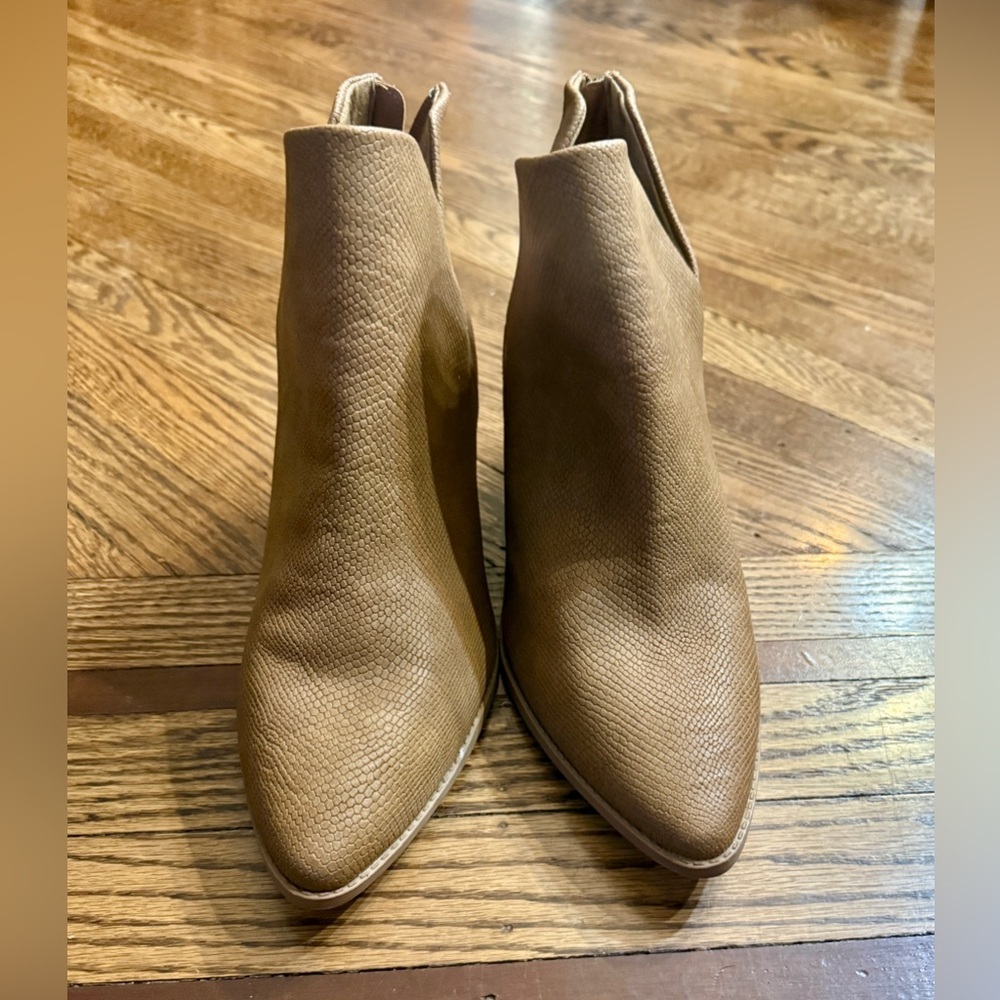 Sun + Stone Textured Brown Ankle‎ Booties